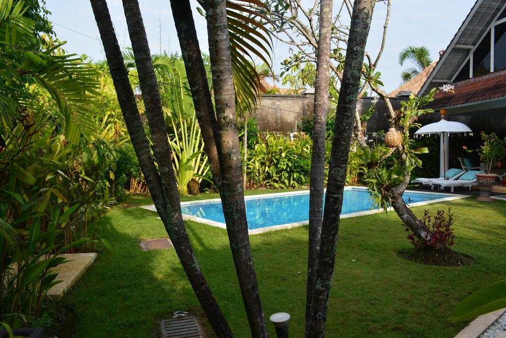 Villa Raquel Seminyak  Exterior photo